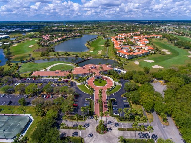 5060 Harmony Circle 102, Vero Beach, FL 32967