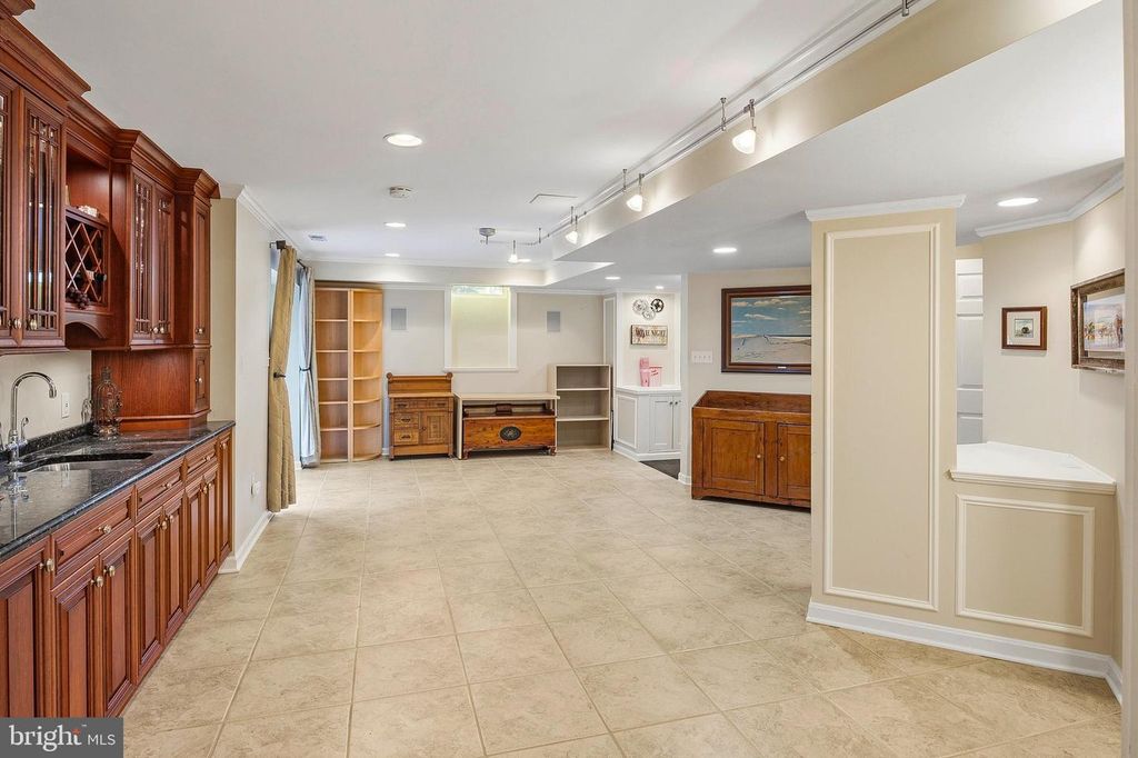 Image 31 of property listing at 9 WATCH CT, Reisterstown, MD 21136