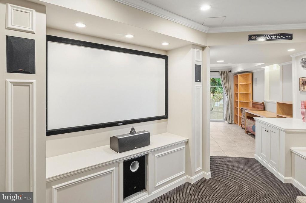 Image 36 of property listing at 9 WATCH CT, Reisterstown, MD 21136