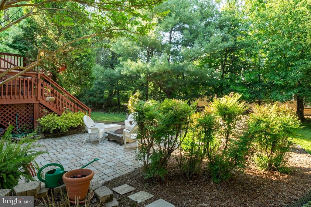 Image 44 of property listing at 9 WATCH CT, Reisterstown, MD 21136