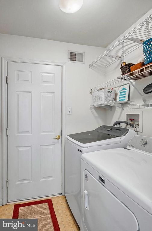 Image 47 of property listing at 9 WATCH CT, Reisterstown, MD 21136