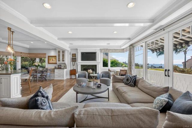 1777 Haydn Drive, Cardiff By The Sea, CA 92007