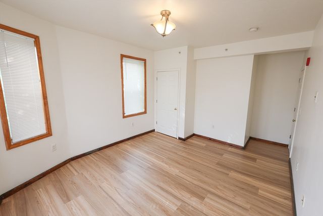 100 Seaver Street 12B, Boston, MA 02121