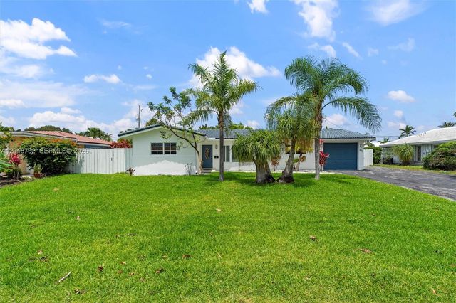 4211 NE 27th Avenue, Lighthouse Point, FL 33064