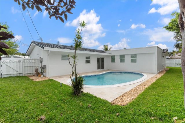 4211 NE 27th Avenue, Lighthouse Point, FL 33064