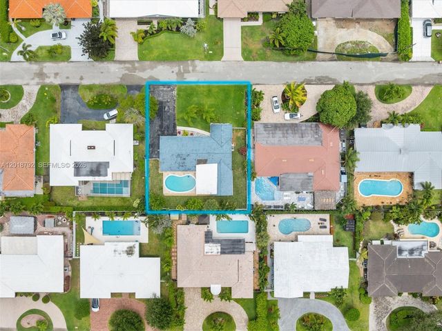 4211 NE 27th Avenue, Lighthouse Point, FL 33064