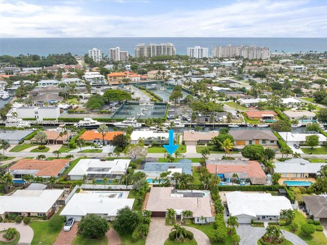 4211 NE 27th Avenue, Lighthouse Point, FL 33064