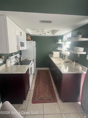 1300 Arlington Lane NE 108, Palm Bay, FL 32905