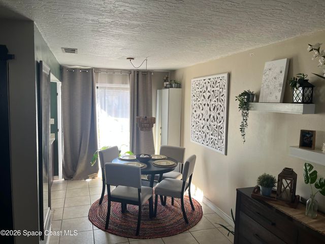 1300 Arlington Lane NE 108, Palm Bay, FL 32905