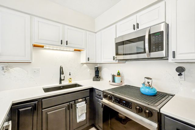 6645 Fairways Drive, 66C, Florence, KY 41042