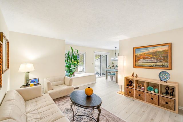 6645 Fairways Drive, 66C, Florence, KY 41042