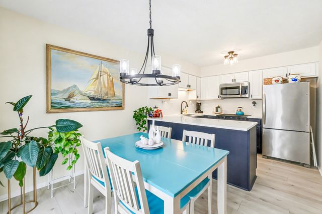 6645 Fairways Drive, 66C, Florence, KY 41042