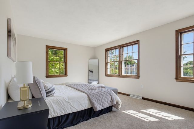 49 Gill St 1, Walpole, MA 02081