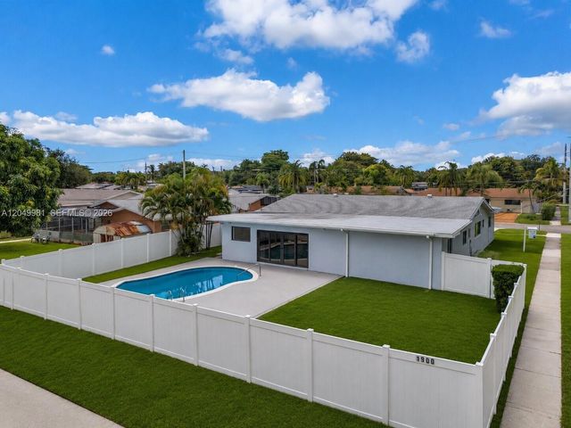 1900 N 48th Ave, Hollywood, FL 33021