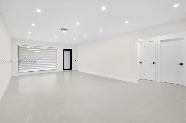 1900 N 48th Ave, Hollywood, FL 33021