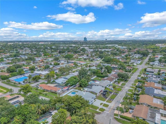 1900 N 48th Ave, Hollywood, FL 33021