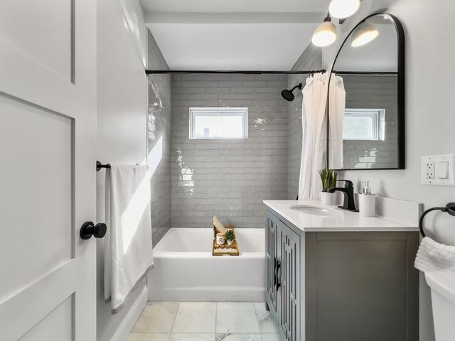 44 Donnybrook Road 2, Boston, MA 02135