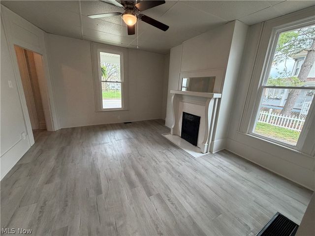 160 Brighton Boulevard, Zanesville, OH 43701