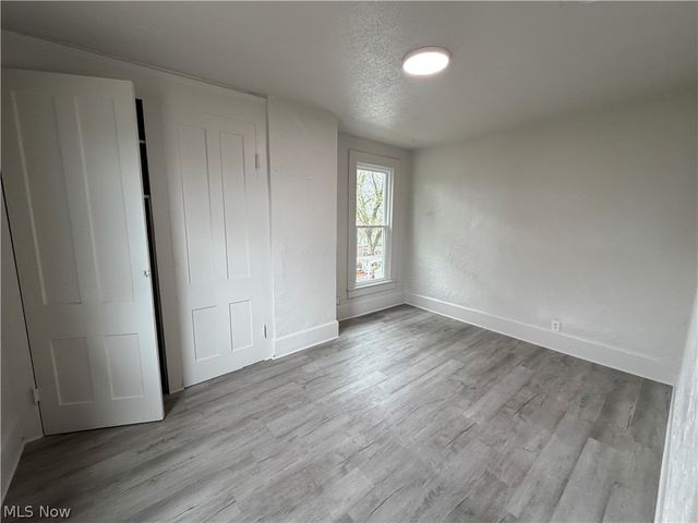 160 Brighton Boulevard, Zanesville, OH 43701