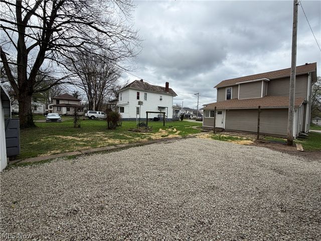 160 Brighton Boulevard, Zanesville, OH 43701