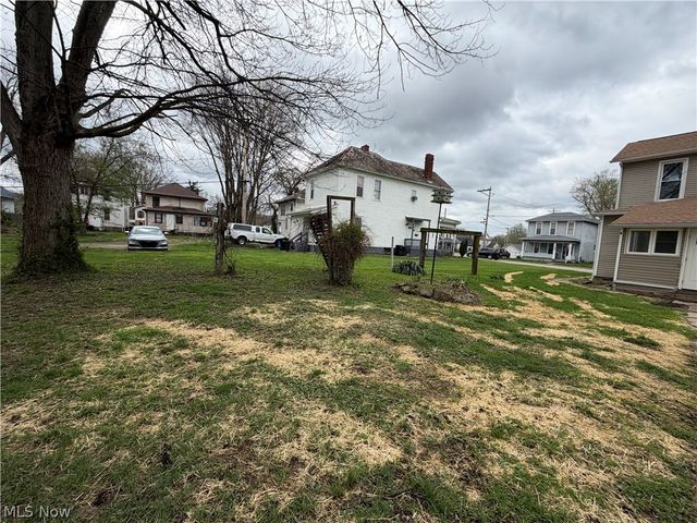 160 Brighton Boulevard, Zanesville, OH 43701