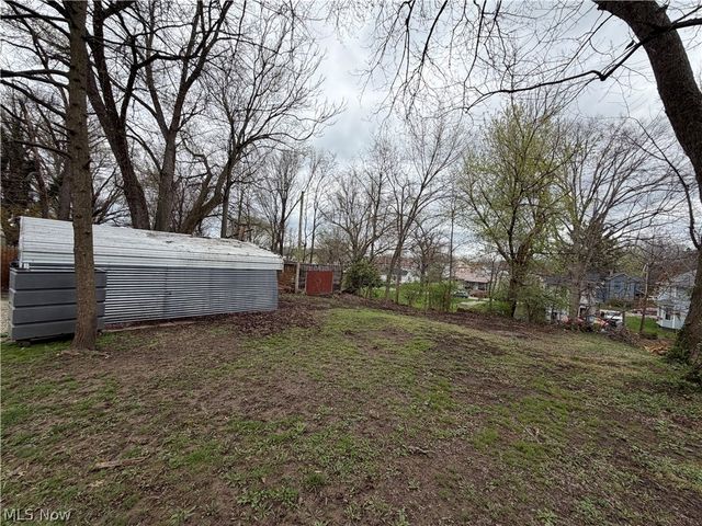 160 Brighton Boulevard, Zanesville, OH 43701