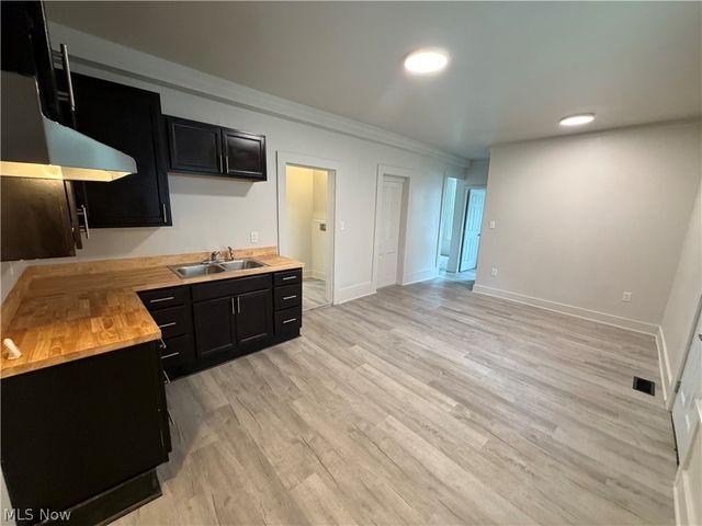 160 Brighton Boulevard, Zanesville, OH 43701