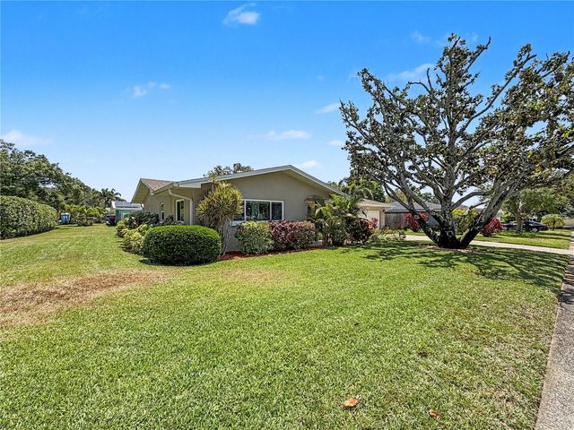 2233 GLENMOOR ROAD N, Clearwater, FL 33764