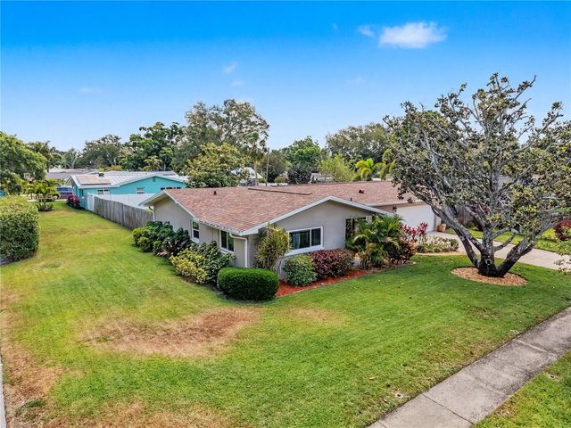 2233 GLENMOOR ROAD N, Clearwater, FL 33764