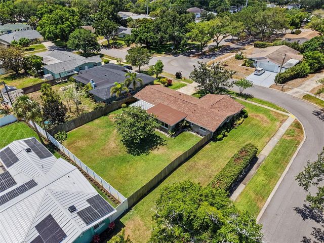 2233 GLENMOOR ROAD N, Clearwater, FL 33764