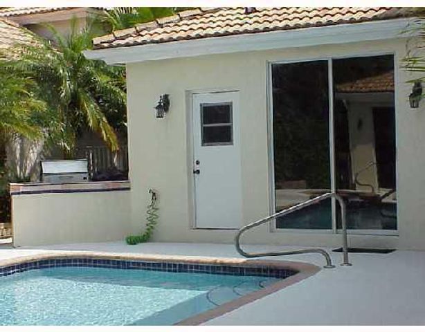 9067 Long Lake Palm Drive, Boca Raton, FL 33496