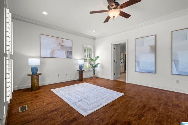 8052 LAKESIDE CIRCLE, Trussville, AL 35173