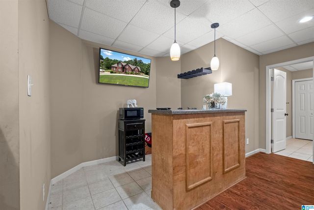 8052 LAKESIDE CIRCLE, Trussville, AL 35173