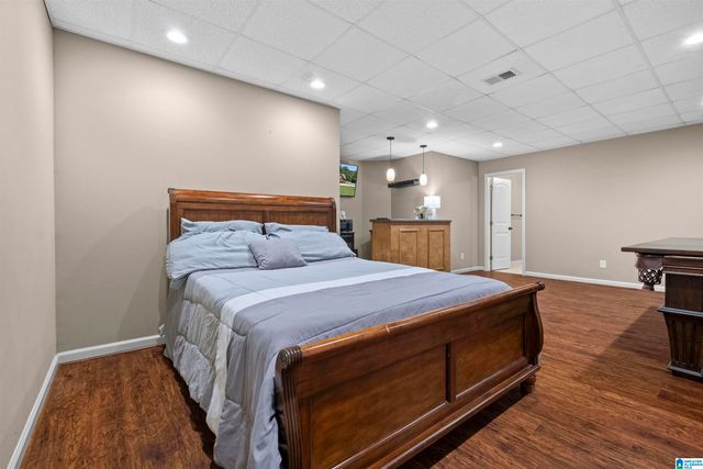 8052 LAKESIDE CIRCLE, Trussville, AL 35173