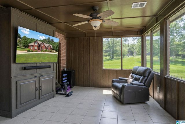 8052 LAKESIDE CIRCLE, Trussville, AL 35173