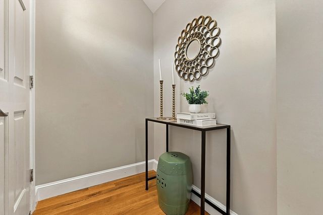 89 Prescott St B, Boston, MA 02128