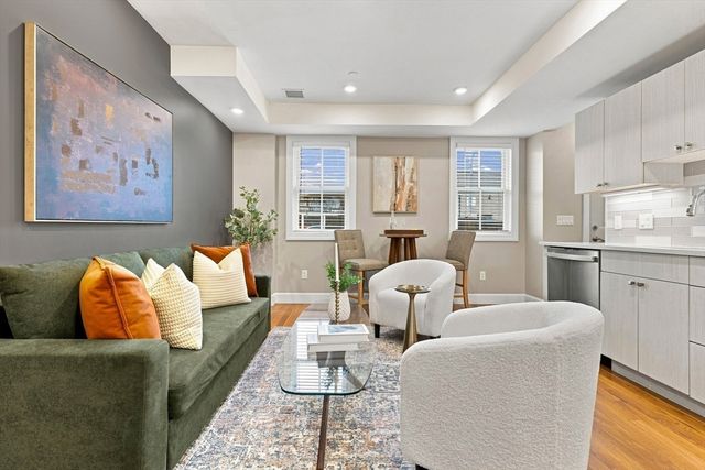 89 Prescott St B, Boston, MA 02128