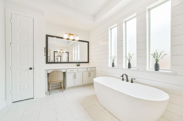 145 Sweeping Valley Drive, Montgomery, TX 77316