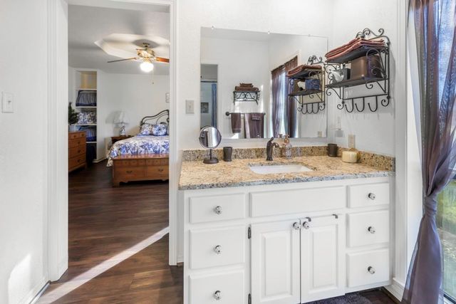 664 County Road 300, Hamilton, TX 76531