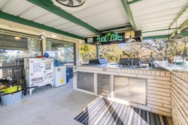 664 County Road 300, Hamilton, TX 76531