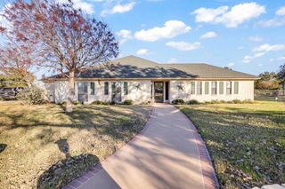 664 County Road 300, Hamilton, TX 76531