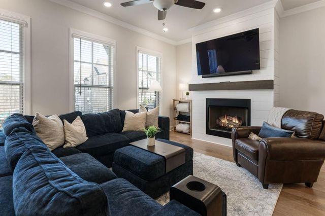 116 Everley Walk, Alpharetta, GA 30009