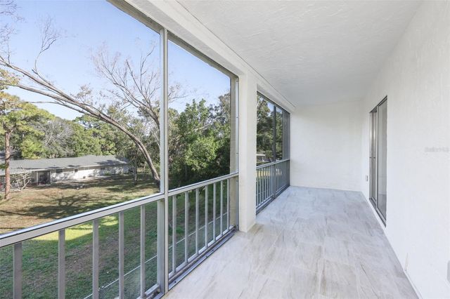 3656 LAKE BAYSHORE DRIVE 319, Bradenton, FL 34205