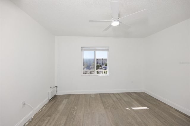 3656 LAKE BAYSHORE DRIVE 319, Bradenton, FL 34205