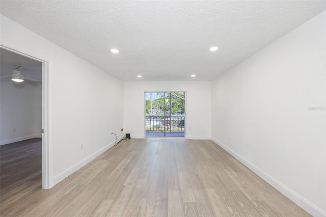 3656 LAKE BAYSHORE DRIVE 319, Bradenton, FL 34205