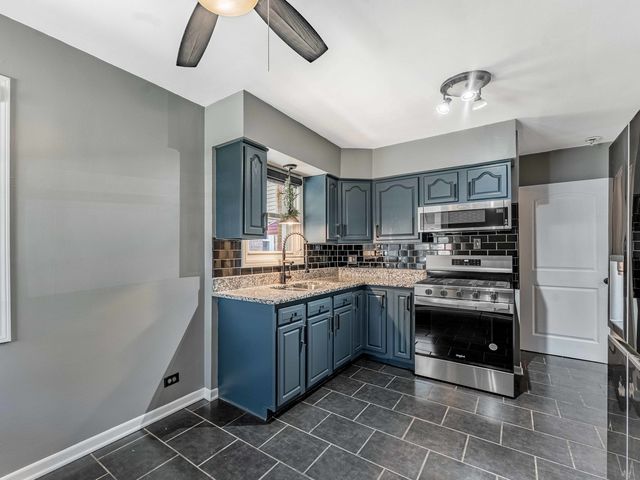 3918 Madison Street, Bellwood, IL 60104