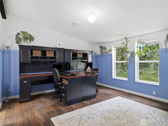 17023 76th Street Ct E, Sumner, WA 98390