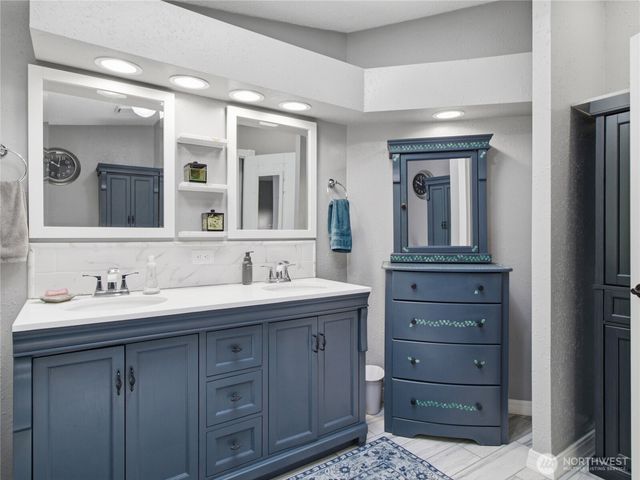 17023 76th Street Ct E, Sumner, WA 98390