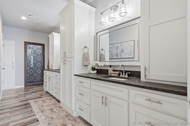 12290 Catalina Boulevard, Sperry, OK 74073
