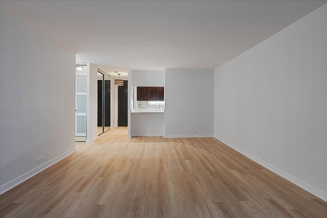 535 N Michigan Avenue 905, Chicago, IL 60611